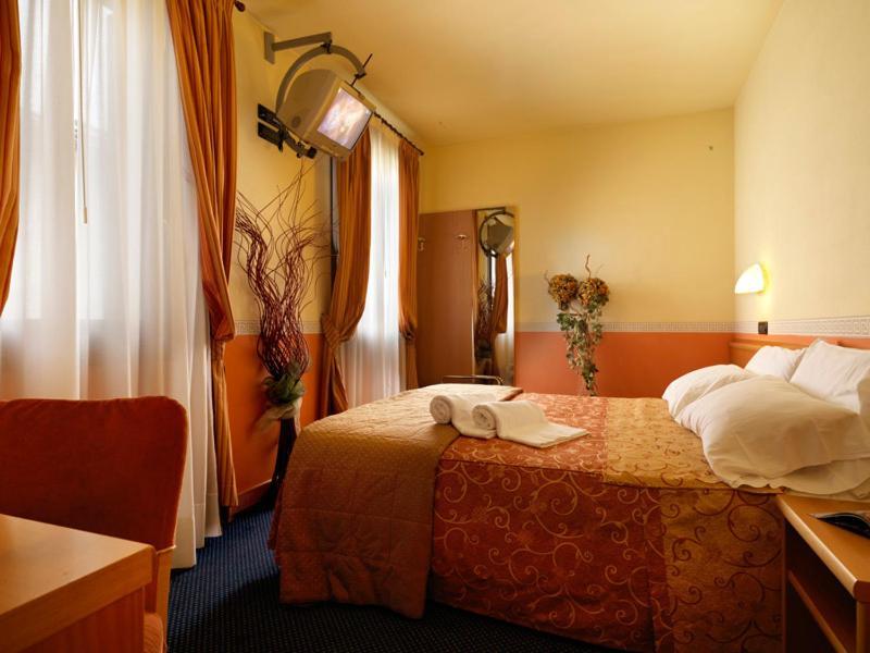 Hotel & Residence Roma Camposampiero Buitenkant foto