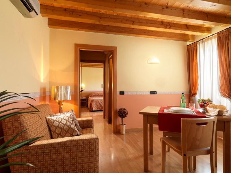 Hotel & Residence Roma Camposampiero Buitenkant foto