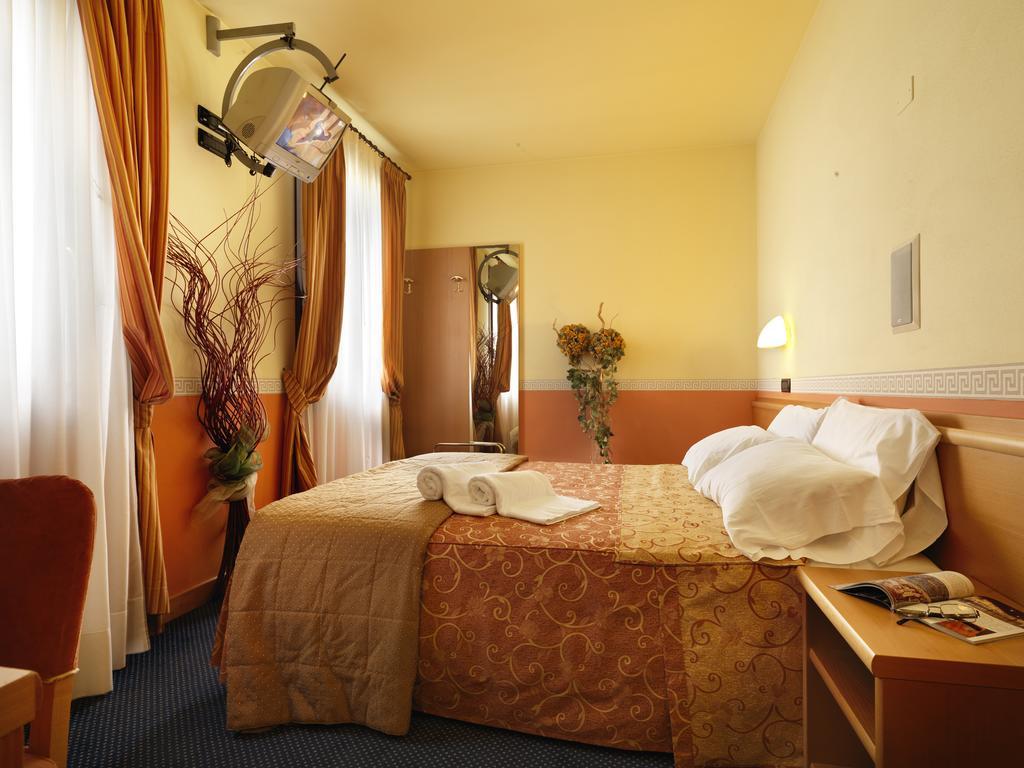 Hotel & Residence Roma Camposampiero Buitenkant foto